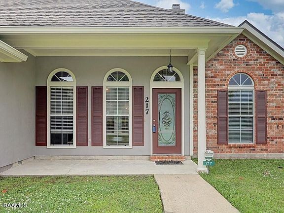 4th image of 217 Manning Dr