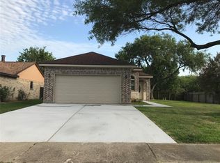 4106 Arapajo St, Baytown, TX 77521
