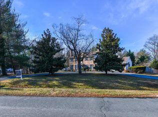 14900 Westbury Rd, Rockville, MD 20853