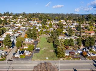 7415 Soquel Dr, Aptos, CA 95003
