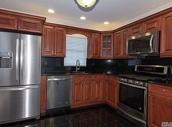 4th image of 60 Front St APT B206