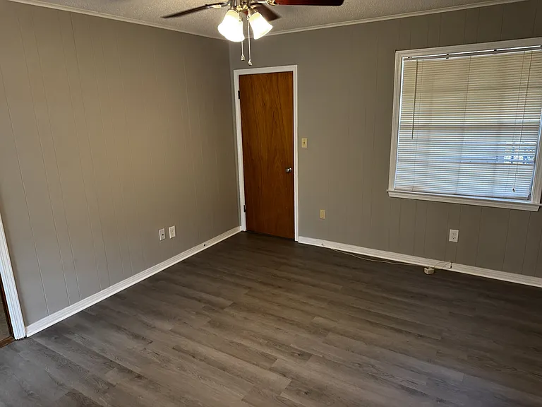 5941 Leesway Blvd — Photo 11