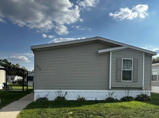 270 N Edinberg Dr SW, Grand Rapids, MI 49548