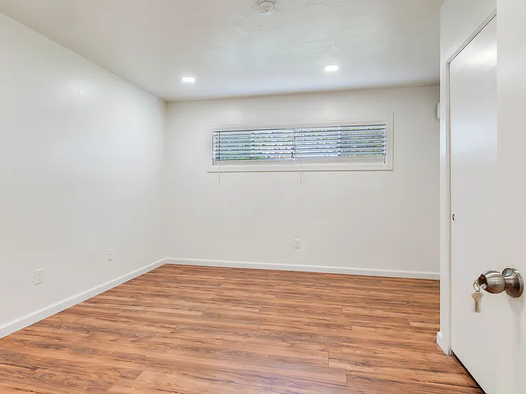 33073 Buena Vista St — Photo 13