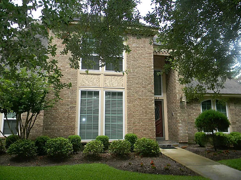 2502 Stephens Grant Dr — Photo 1