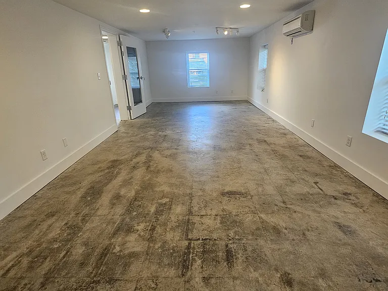 1590 Adams St #101 — Photo 11