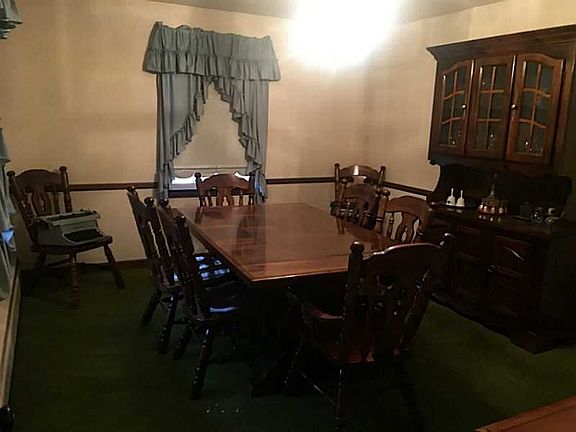 4th image of 16 Emanuel St