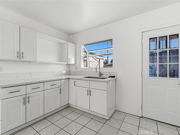 5th image of 6824 Marcelle St