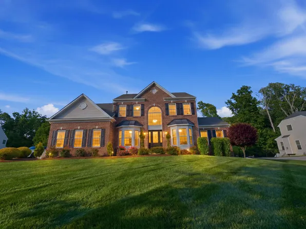 13326 Lenfant Dr, Fort Washington, MD 20744