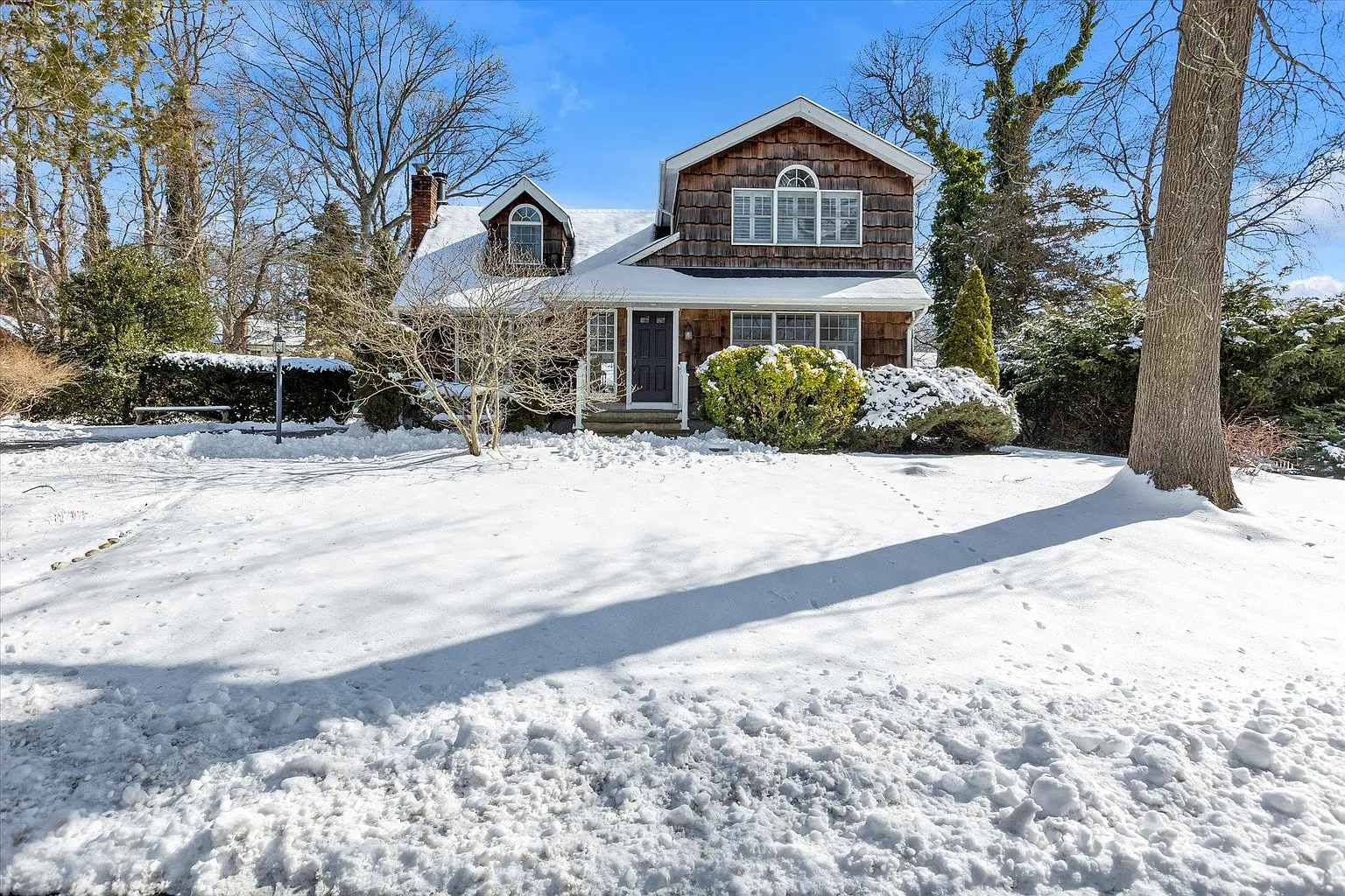105 Eatons Neck Road photo 1