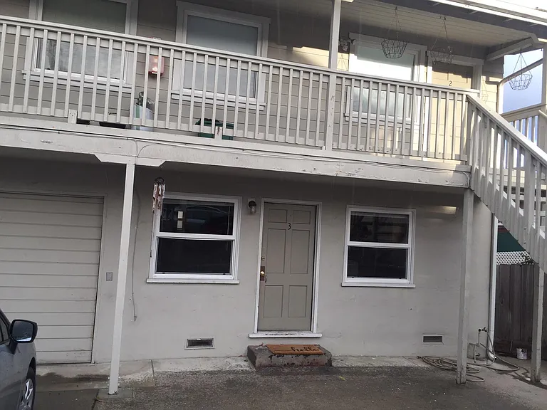 487 Watson St #3 — Photo 3