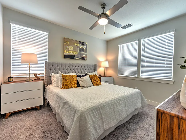 Lumen Luxury Apartments — Photo 15