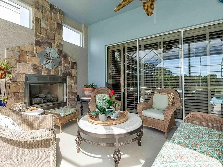 6605 Stonington Dr N — Photo 51