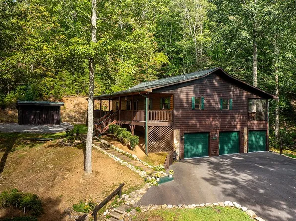 320 Mossy Creek Trl, Murphy, NC 28906