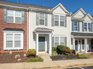 216 Spring Crossing Cir, Greer, SC 29650