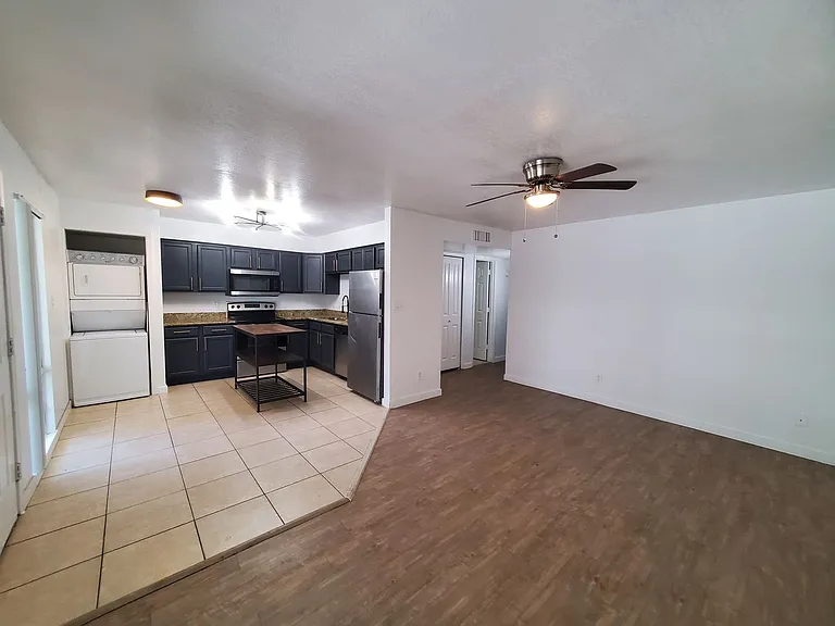 Mountain View Condos — Photo 50