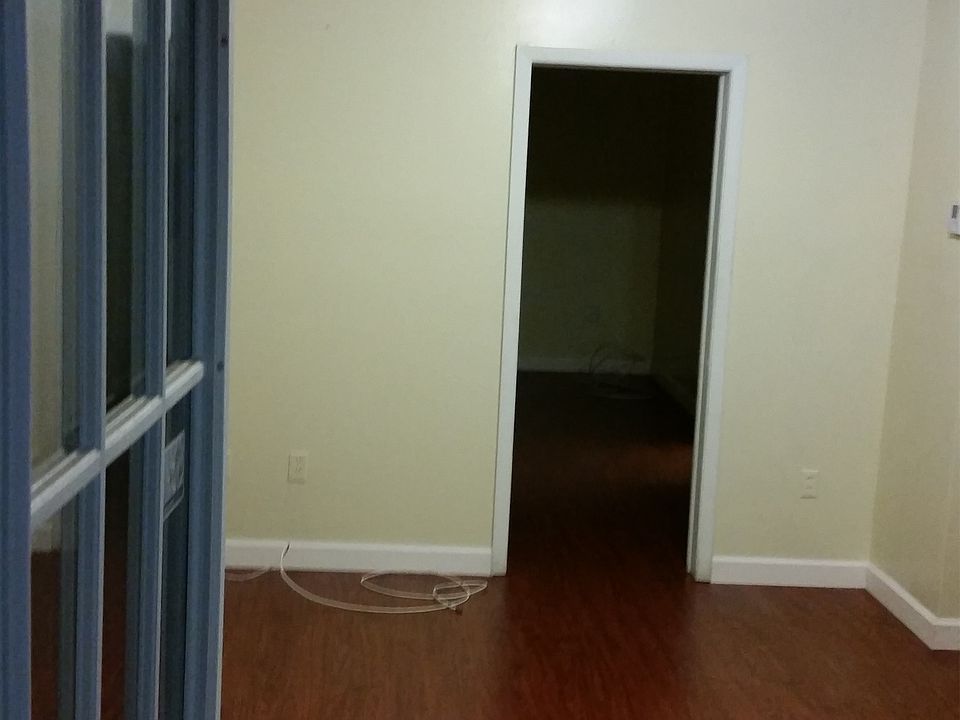 2nd image of 312 SW 32nd Ave APT 2