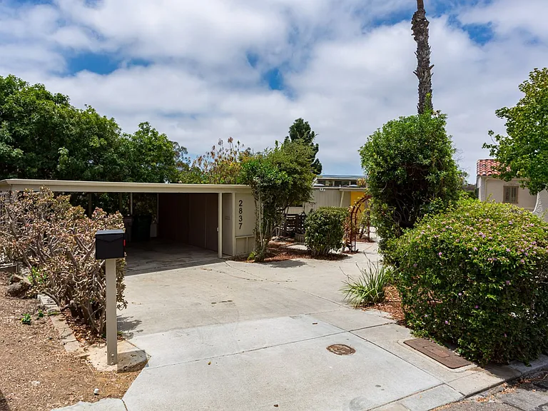 2837 Kalmia Pl — Photo 2