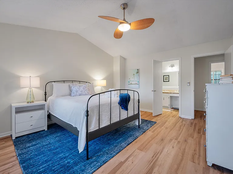1018 Monticello Dr — Photo 14