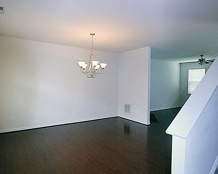 134 Braddock Rd — Photo 3