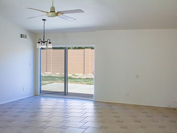 4th image of 5238 W Carol Ave