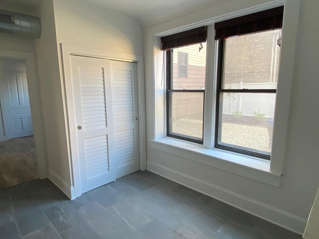 1 bed, 650 sqft, $2,100 — Photo 2