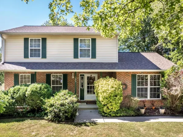 731 Spotters Ct, Hampstead, MD 21074