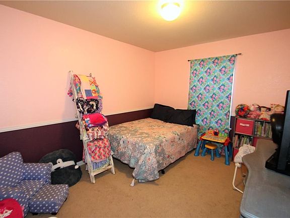 5th image of 3240 Gunsmoke Dr