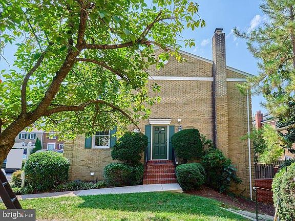 5th image of 2670 Centennial Ct