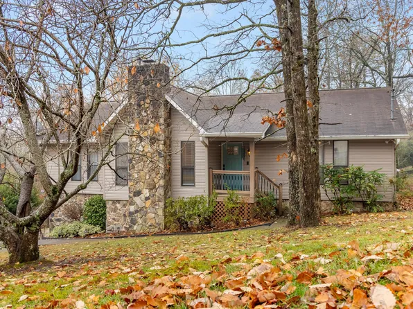 8904 Stone Tip Ln, Chattanooga, TN 37421
