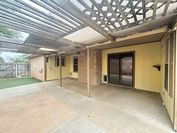 3rd image of 3610 High Meadow Dr