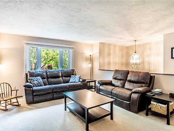 2nd image of 6613 Shady Ave