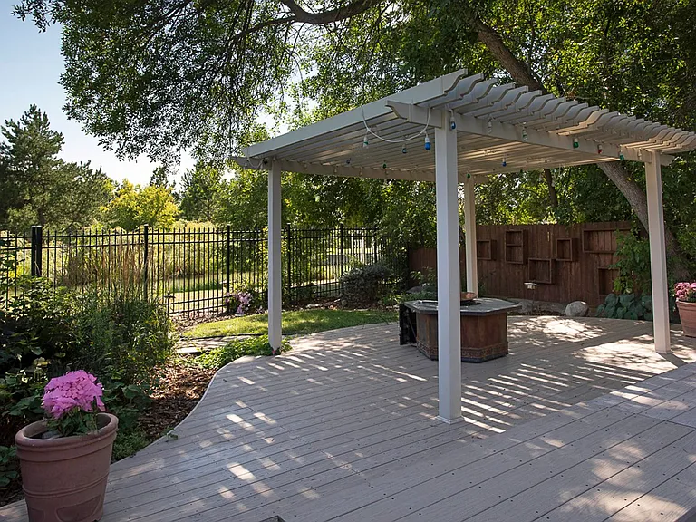 916 Poly Dr — Photo 23