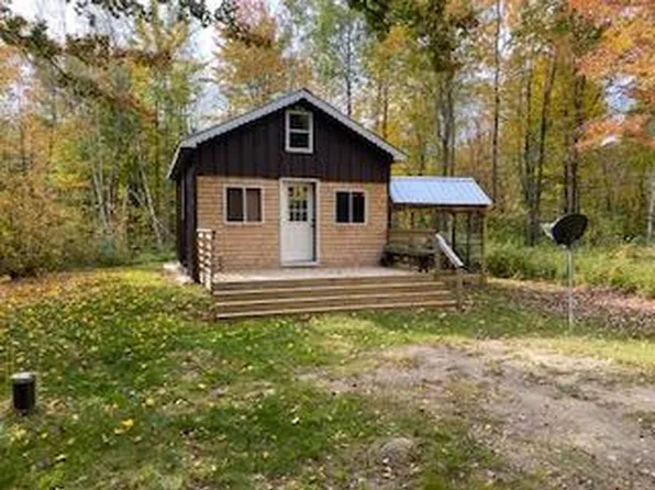 152 Cemetery Rd, Dickinson Center, NY 12930