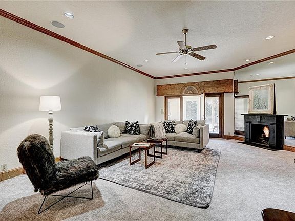 4th image of 3624 Meadow Lark Ln