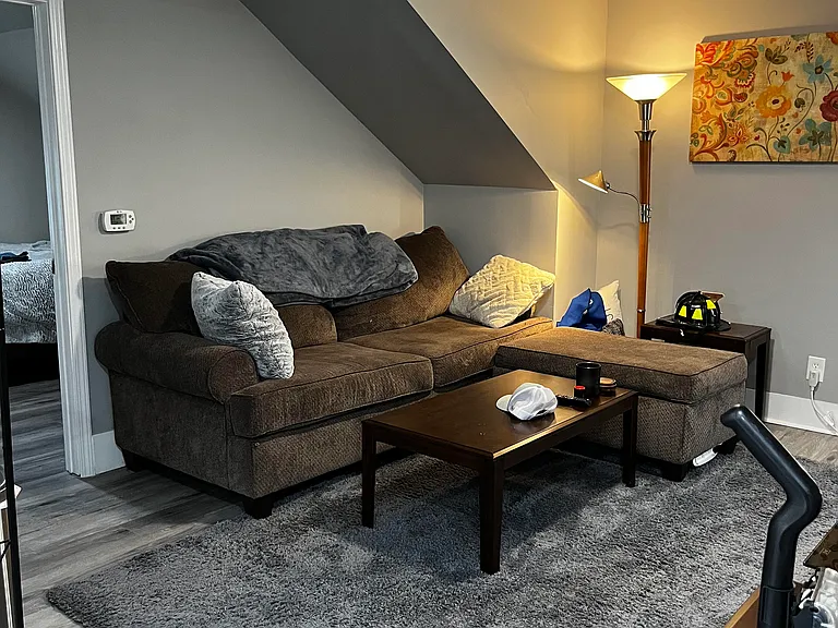 13 George St #2 — Photo 4