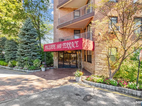 1450 Palisade Ave APT 3A, Fort Lee, NJ 07024