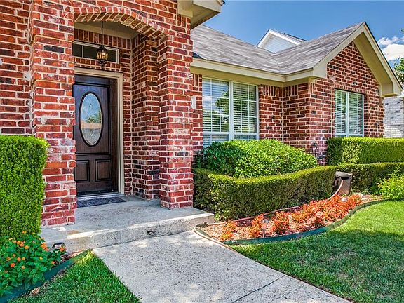 3rd image of 1403 Dreama Dr