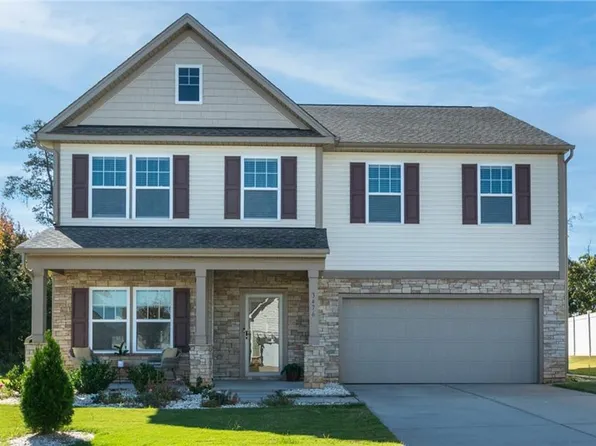 3476 Vickrey Meadow Dr, High Point, NC 27260