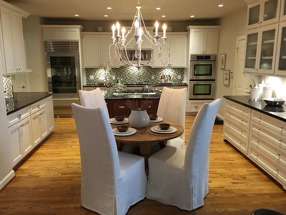 Oversized Kitchen