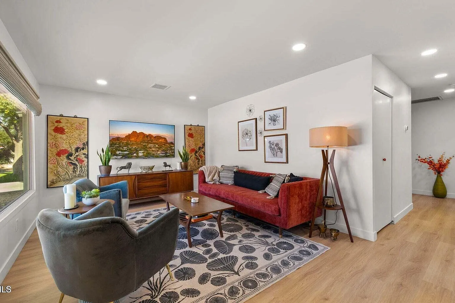 3 bed, 2.5 bath, 1450 sqft, $4,500 — Photo 1