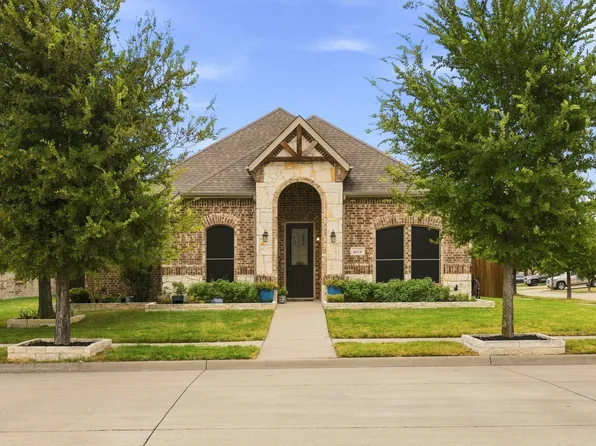 1612 Tyler St, Waxahachie, TX 75165