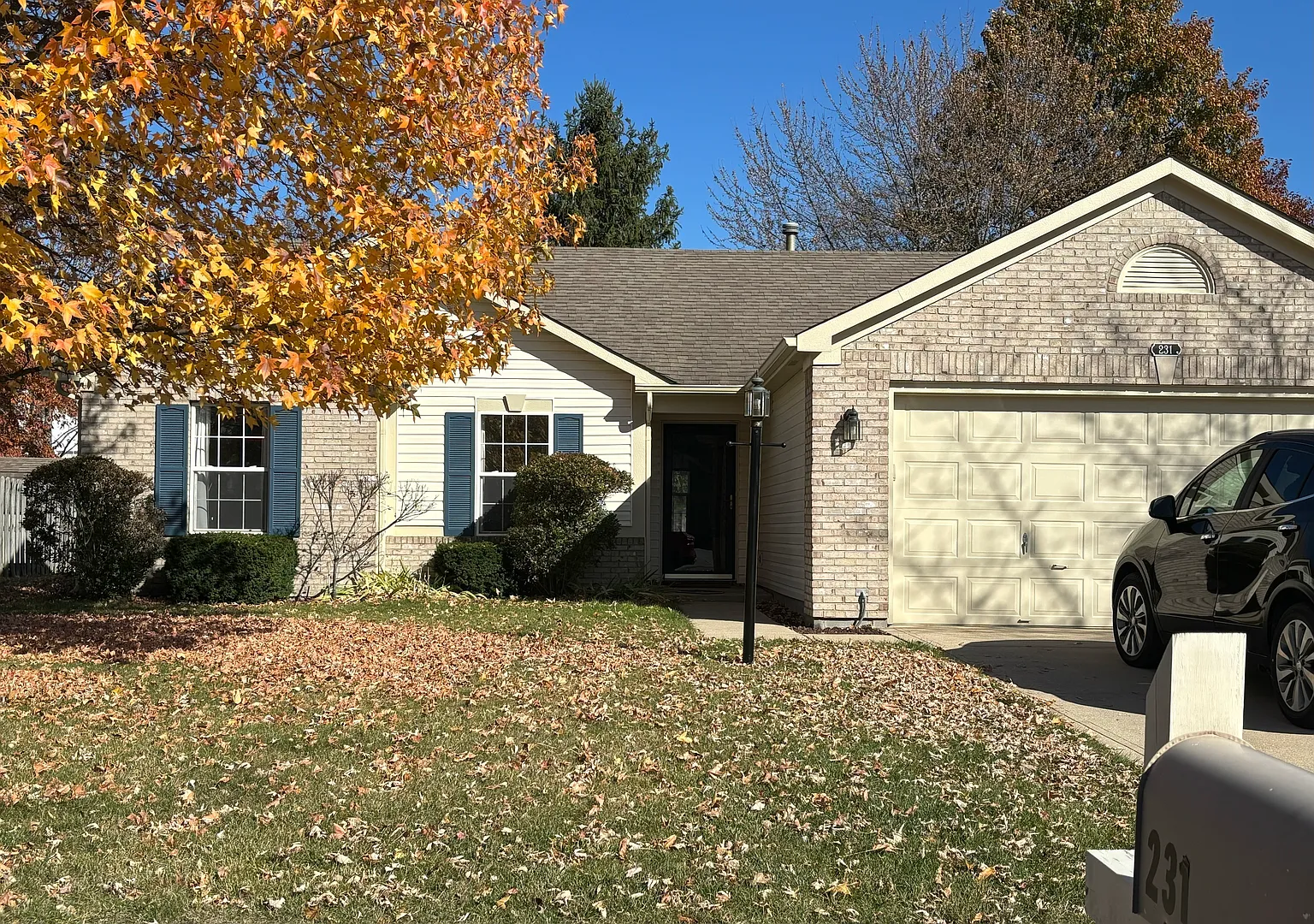 231 Pineview Dr photo 1