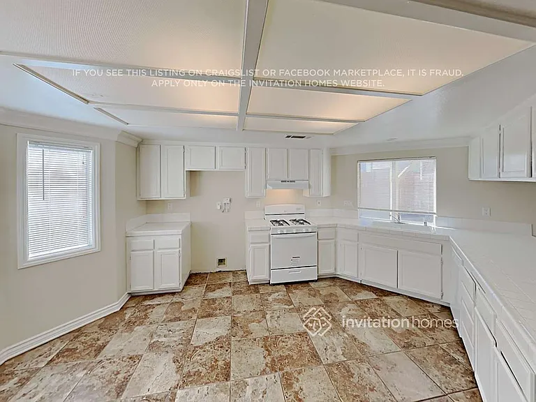 3045 Sherry Dr — Photo 8