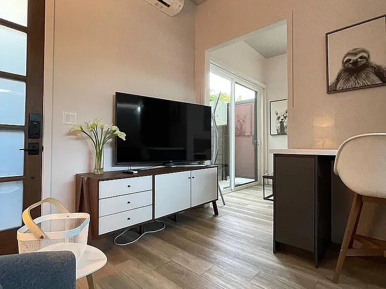 11827 Tennessee Ave — Photo 3