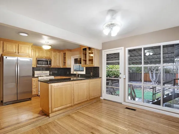 3553 Curtiss St, San Mateo, CA 94403