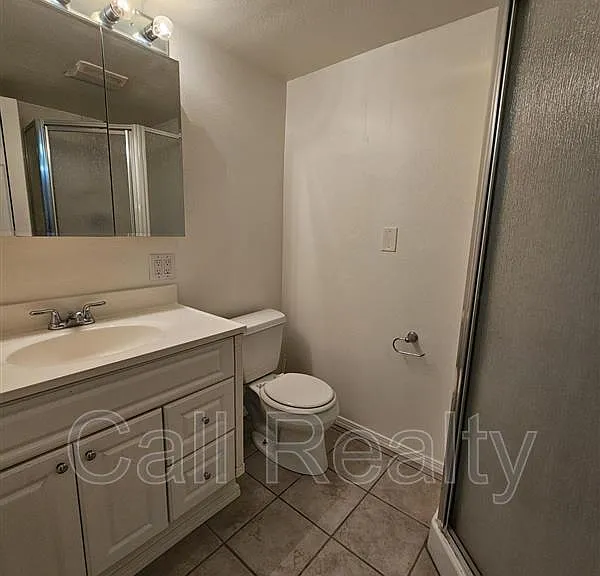1603 E Lacrosse Ave — Photo 11