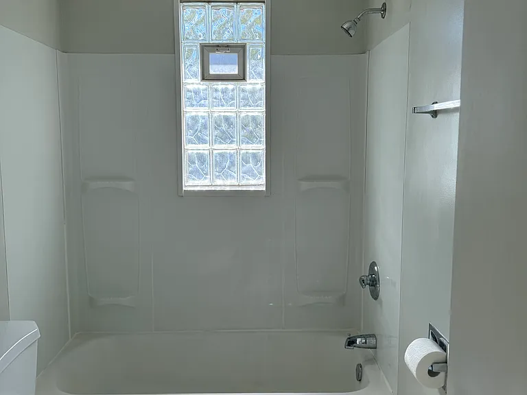 1621 Lincoln Way E #5 — Photo 8