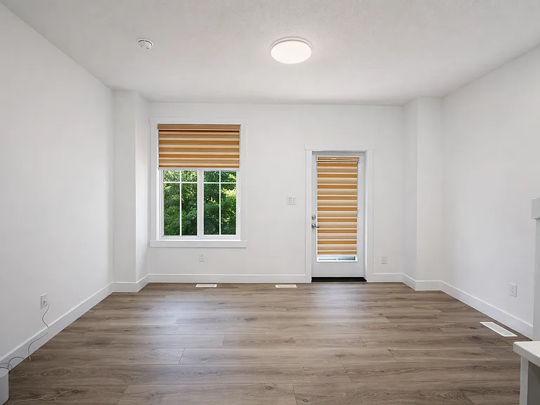 7110 Keswick Dr SW #3 — Photo 8
