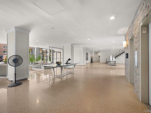 5th image of 25 Neptune Boulevard #6F
